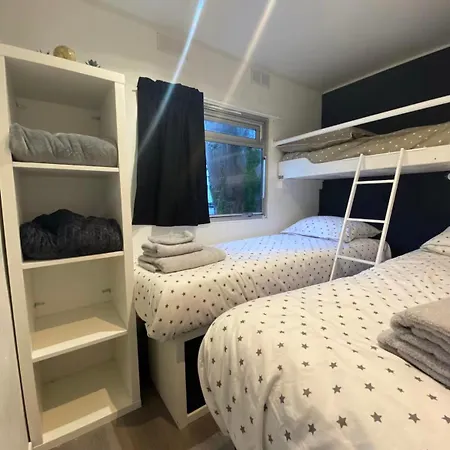 Mobil-home Dans Un Calme Et Familial Chez Cesar 캄보레방